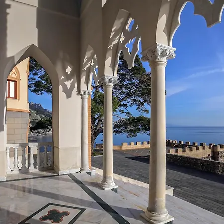 Starhost - Castle Mezzacapo Seaview Terrace, Garden And Parking * Minori