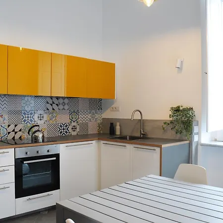 Starhost - Castle Mezzacapo Seaview Terrace, Garden And Parking *
