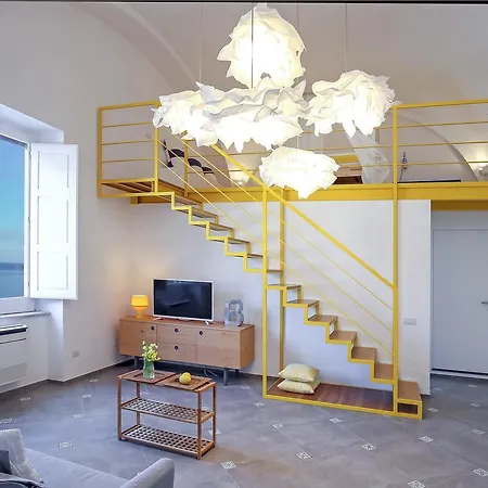 Starhost - Castle Mezzacapo Seaview Terrace, Garden And Parking Apartment Minori